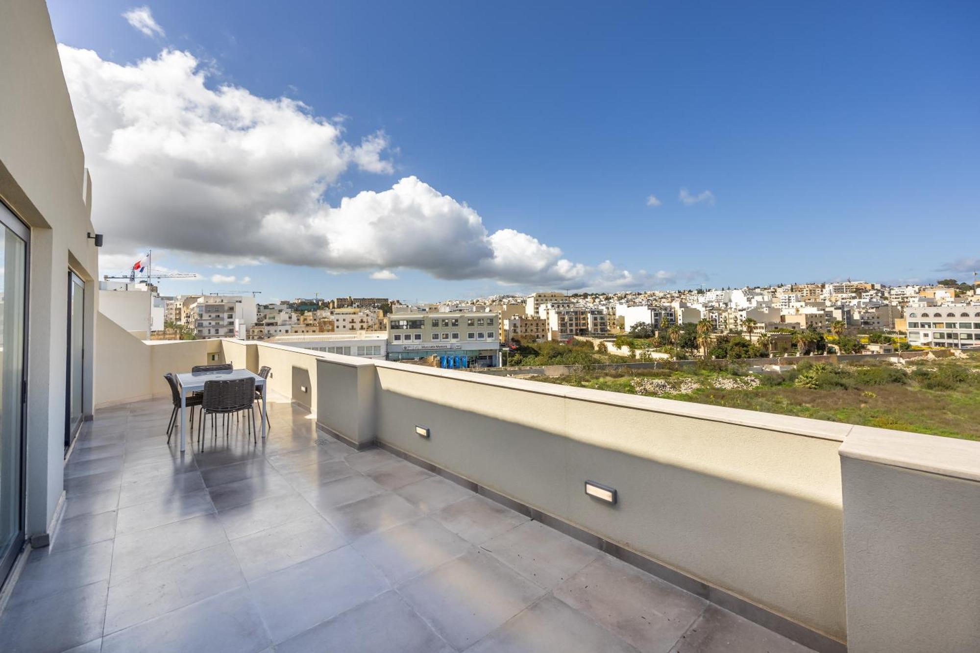 The Cube - Designer Finished Studio Penthouse By Sf Homes Gzira Экстерьер фото